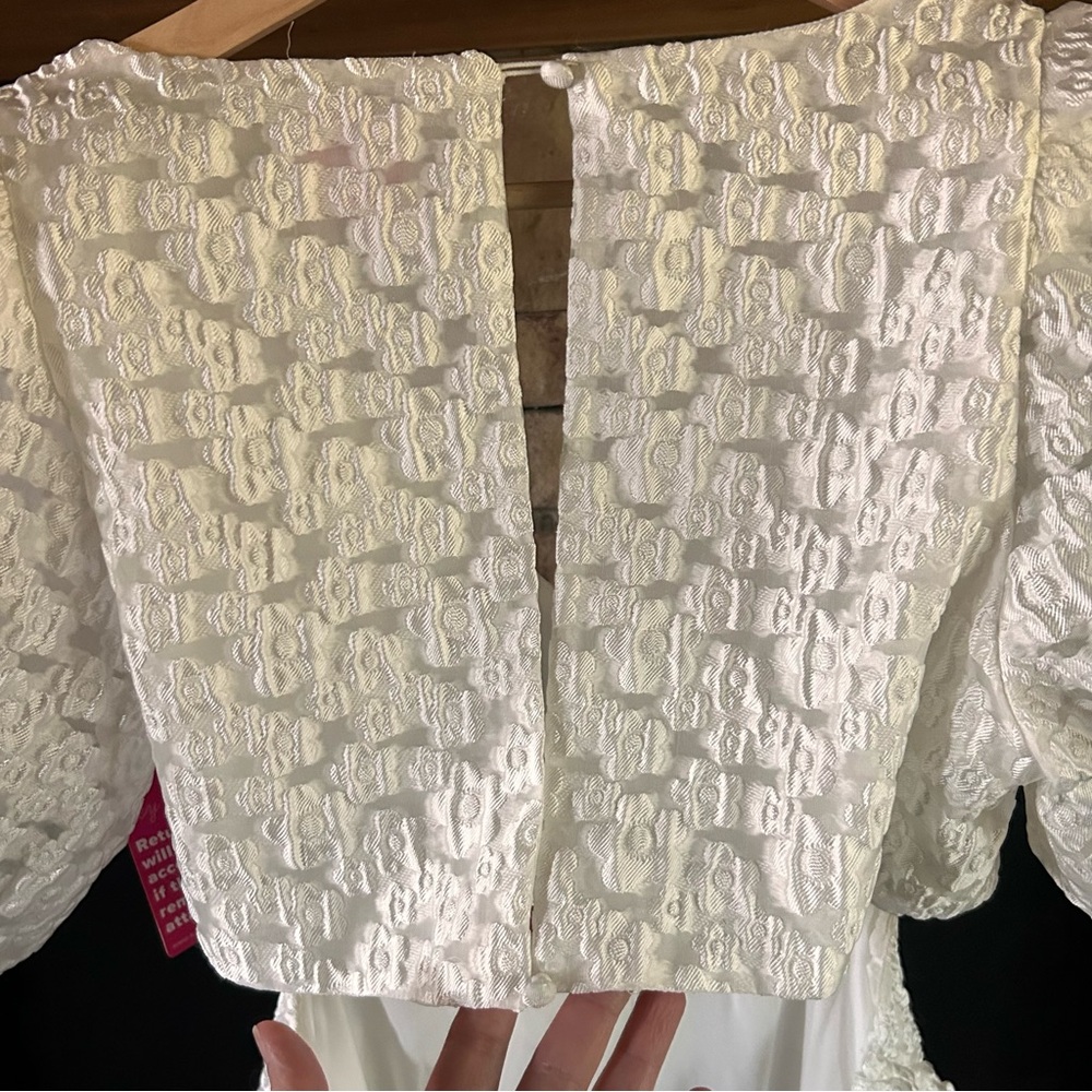 White Puff Sleeve Cutout Waist Fit & Flare Mini Dress Fits like a XS-Small - Picture 11 of 12